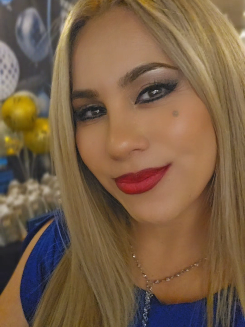 @KSandra Moya