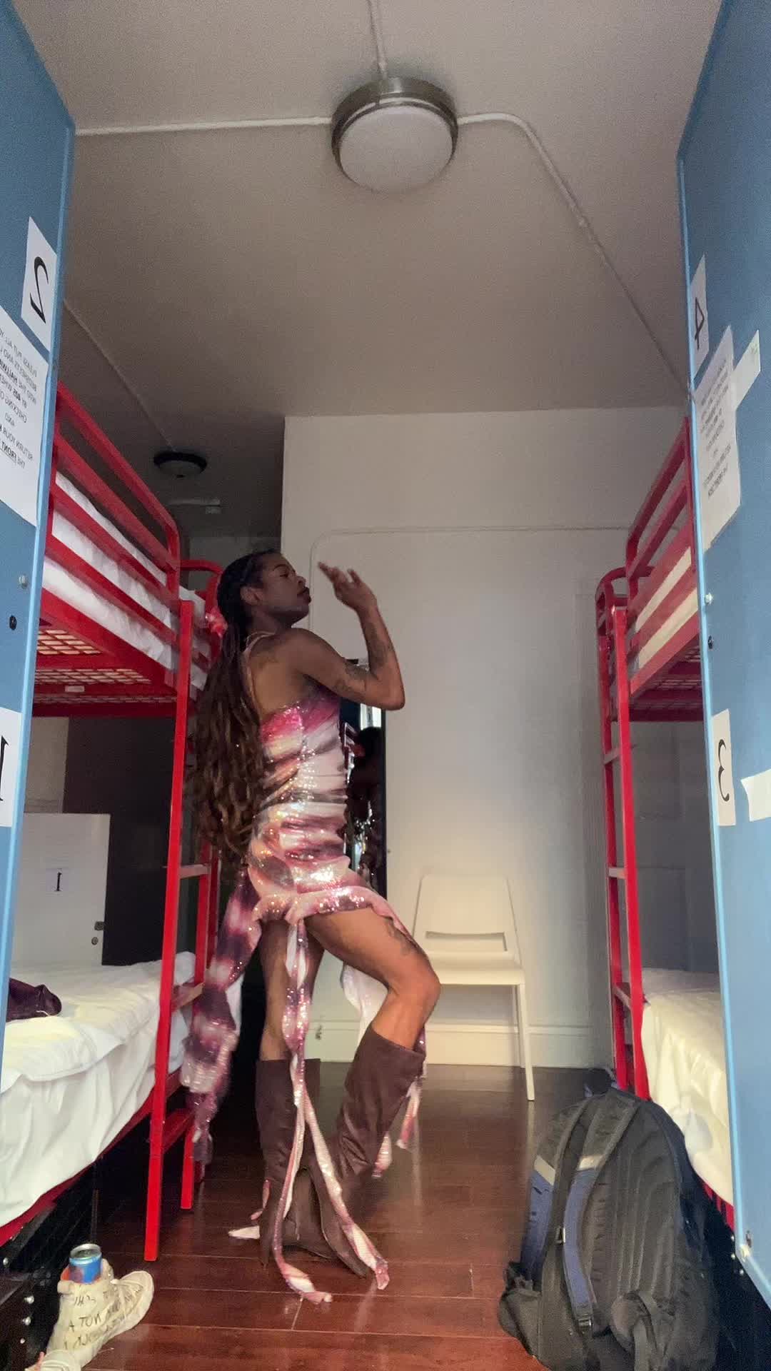 @MJ