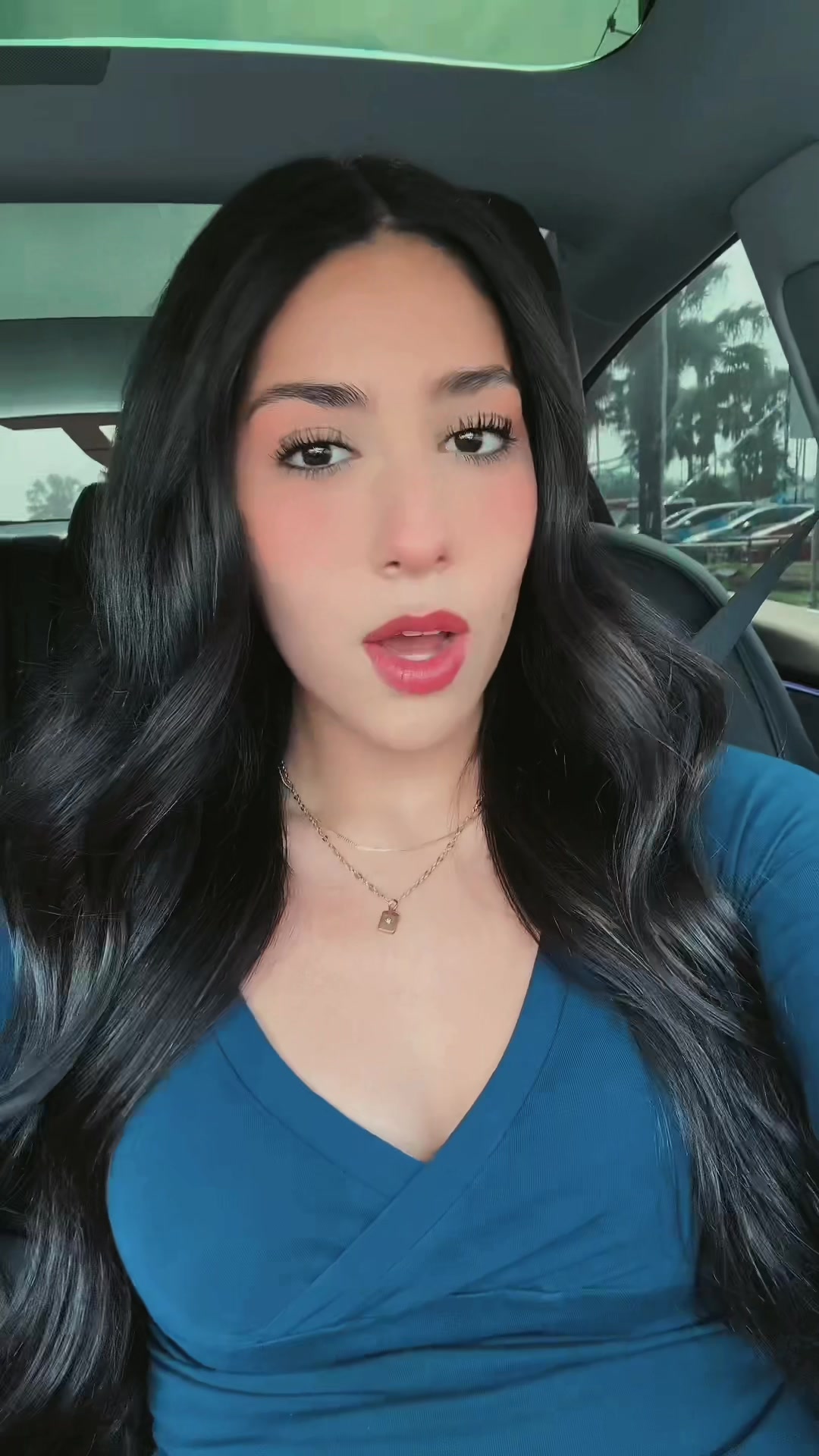 @vivienne