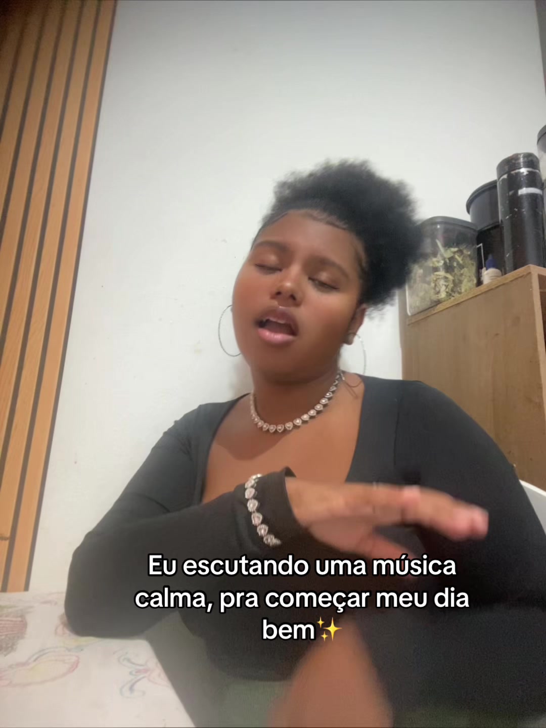 @hellenfigueira