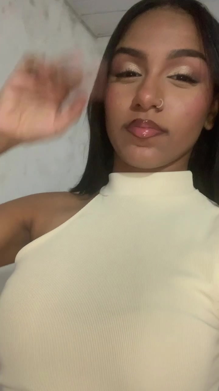 @كارولين