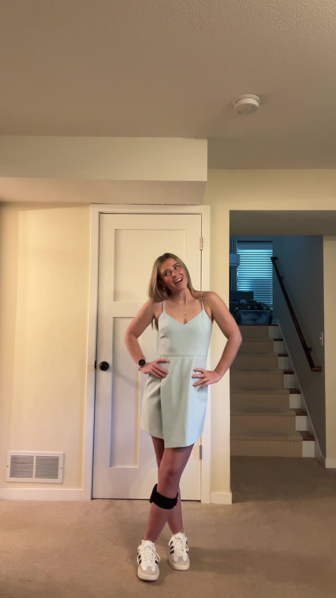@bella