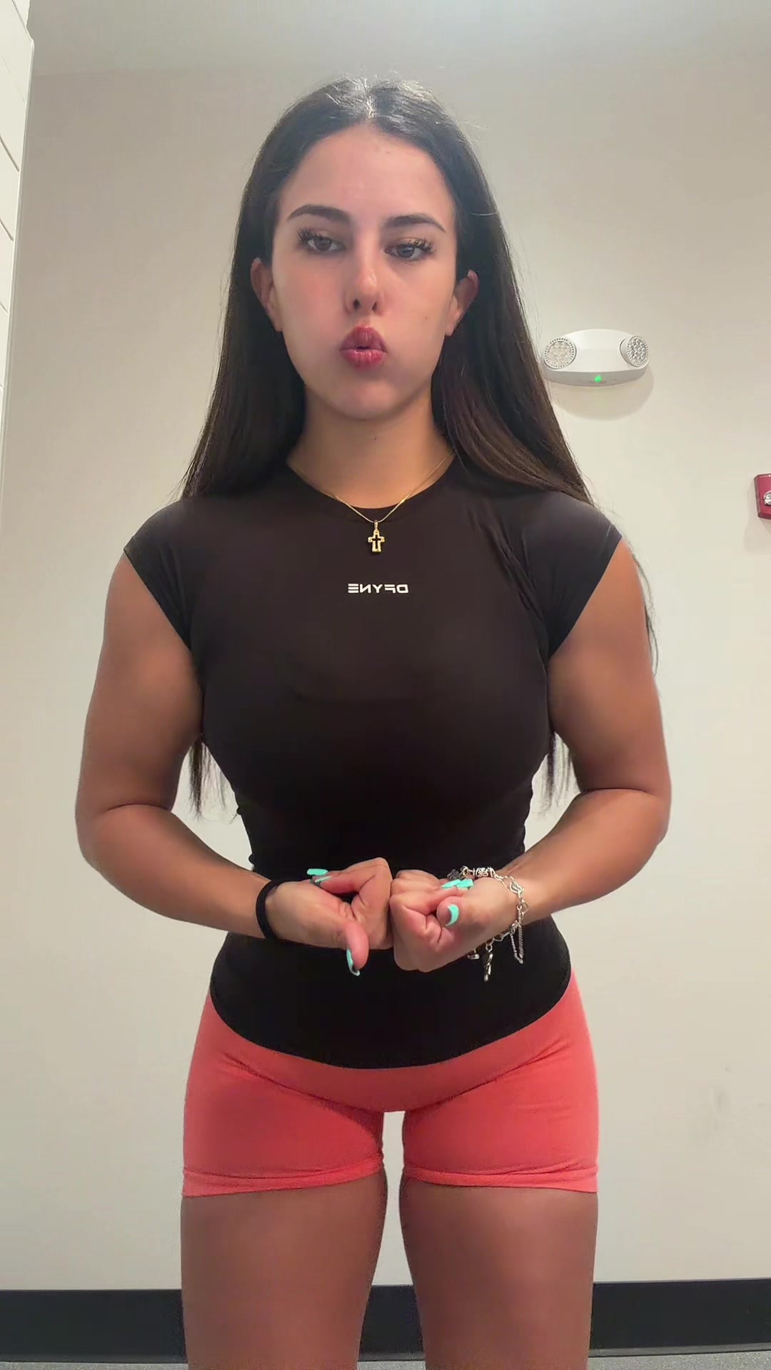@imjulianaserna