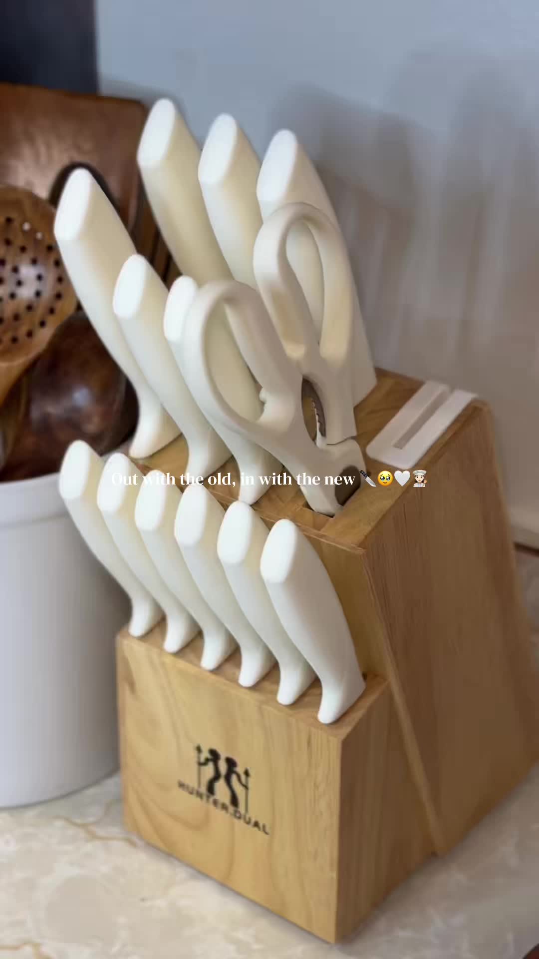 @ᒪIᒪᒪIᗩᑎ ᗷOᑎIᒪᒪᗩ.🦒