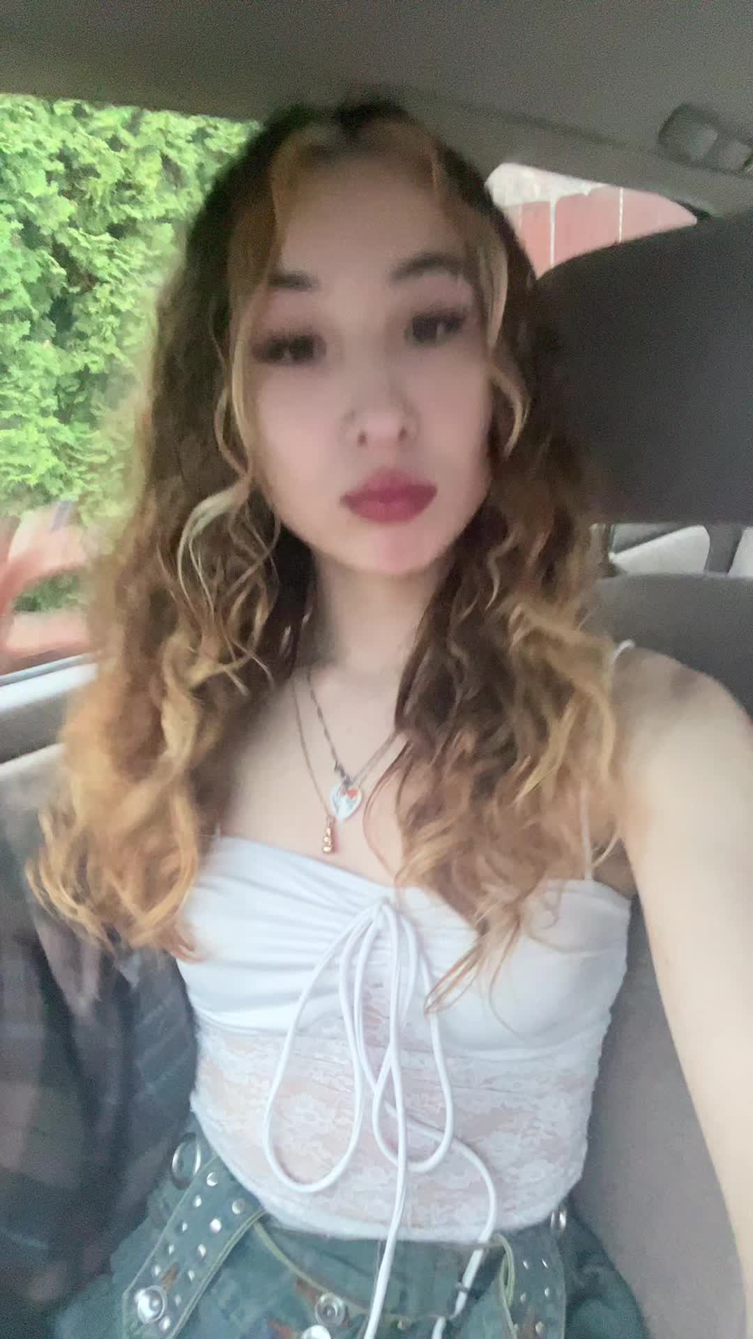 @hellookiko