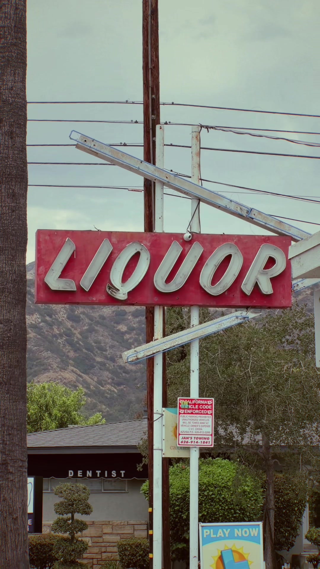 @merch motel
