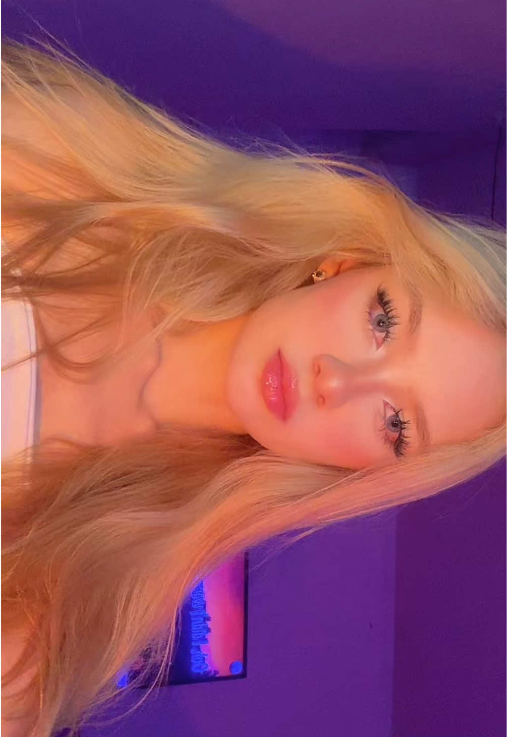 @Kristina🪽