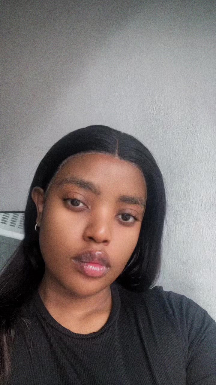 @🌸Mbovu🫧