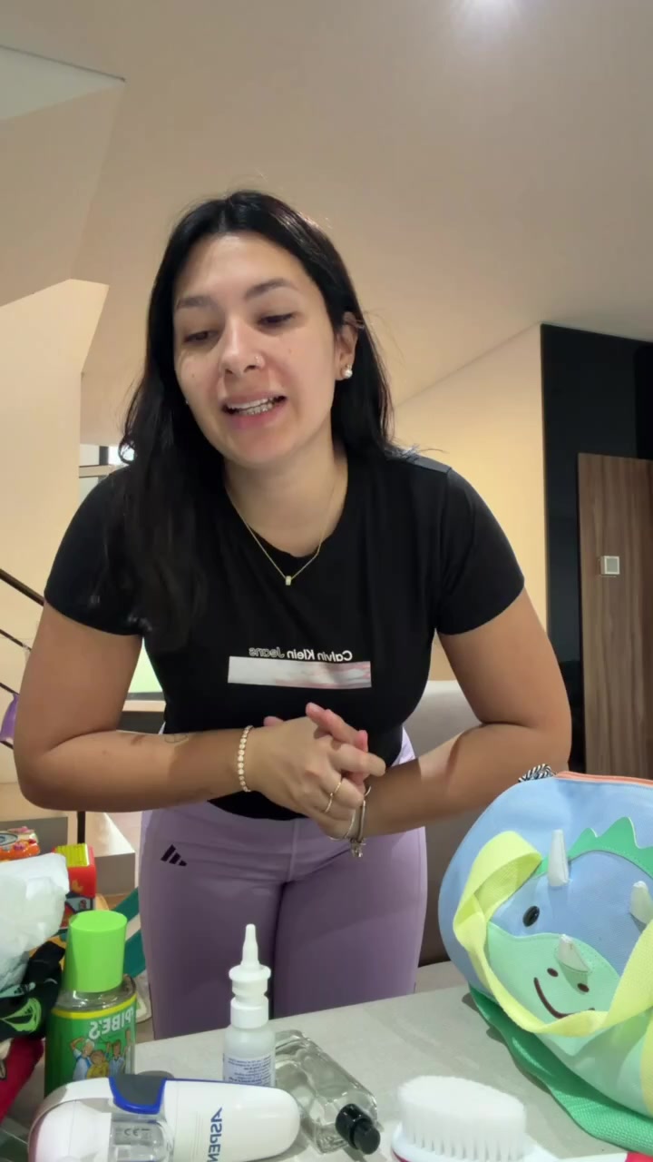 @𝑬𝒍𝒊 𝑴𝒐𝒍𝒊𝒏𝒂