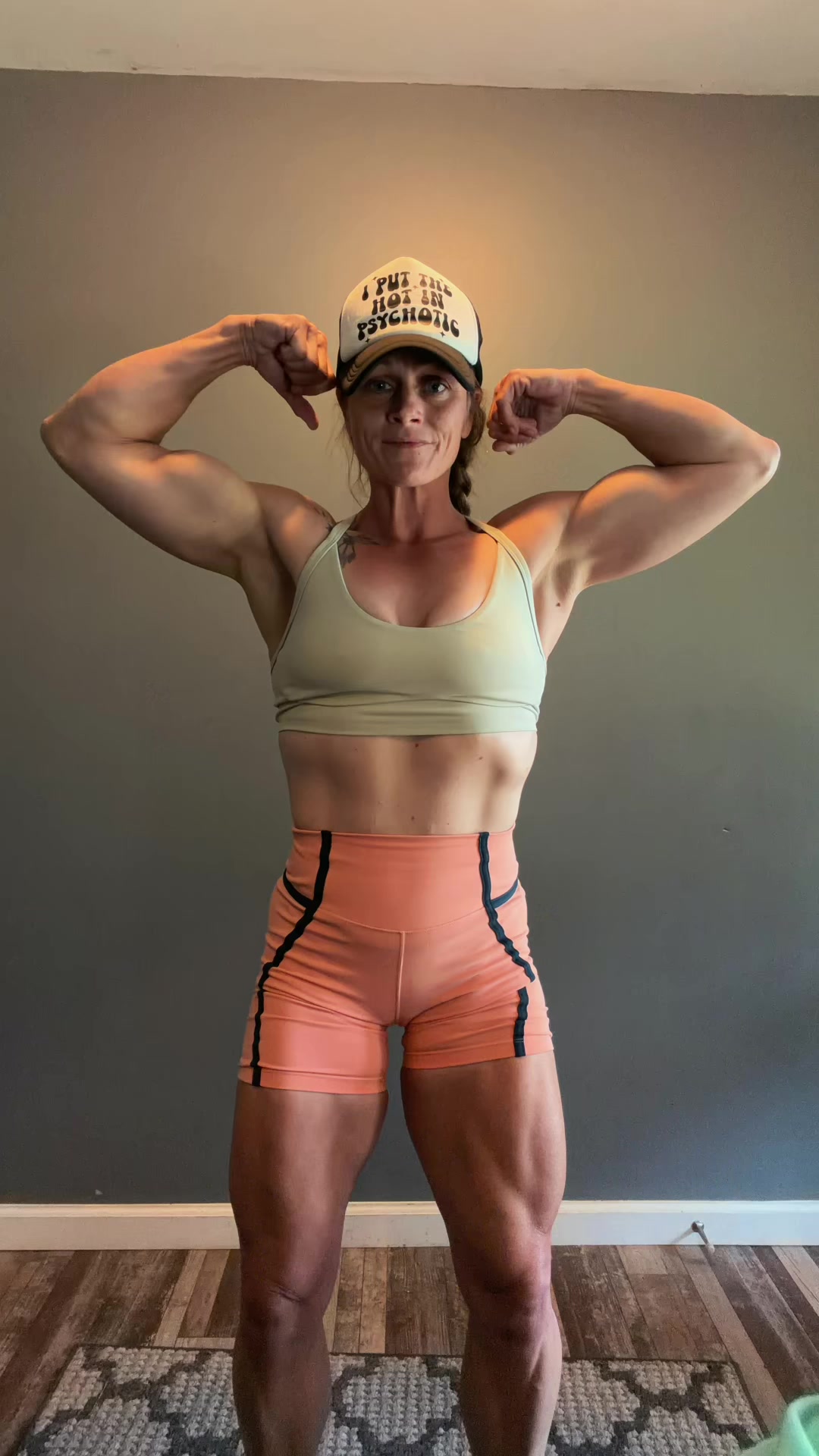 @Carri | MuscleMom