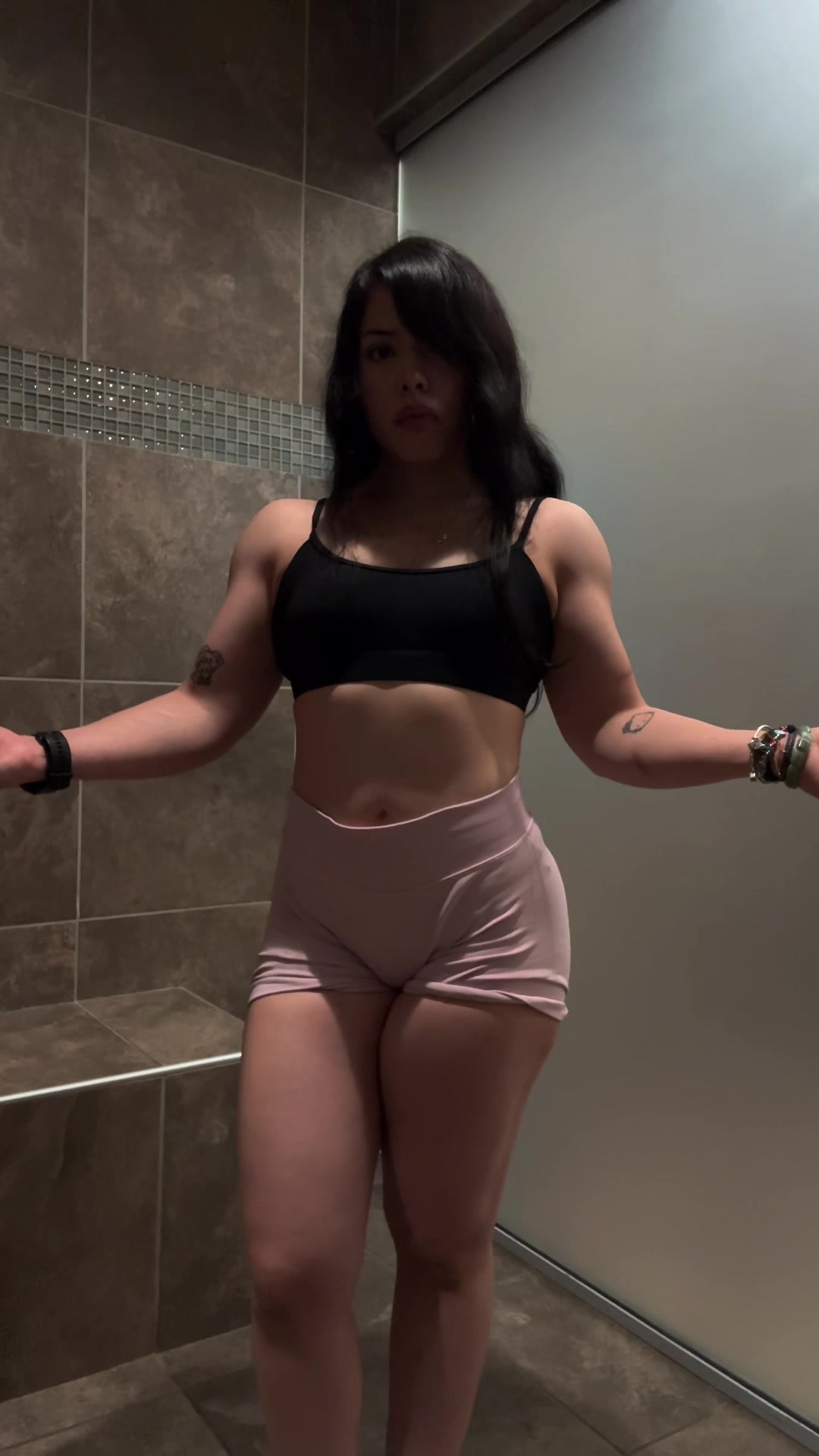 @anstarglrl
