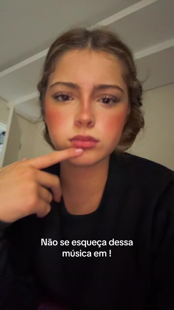 @𝕸𝖆𝖞𝖓𝖆𝖗𝖙 💭