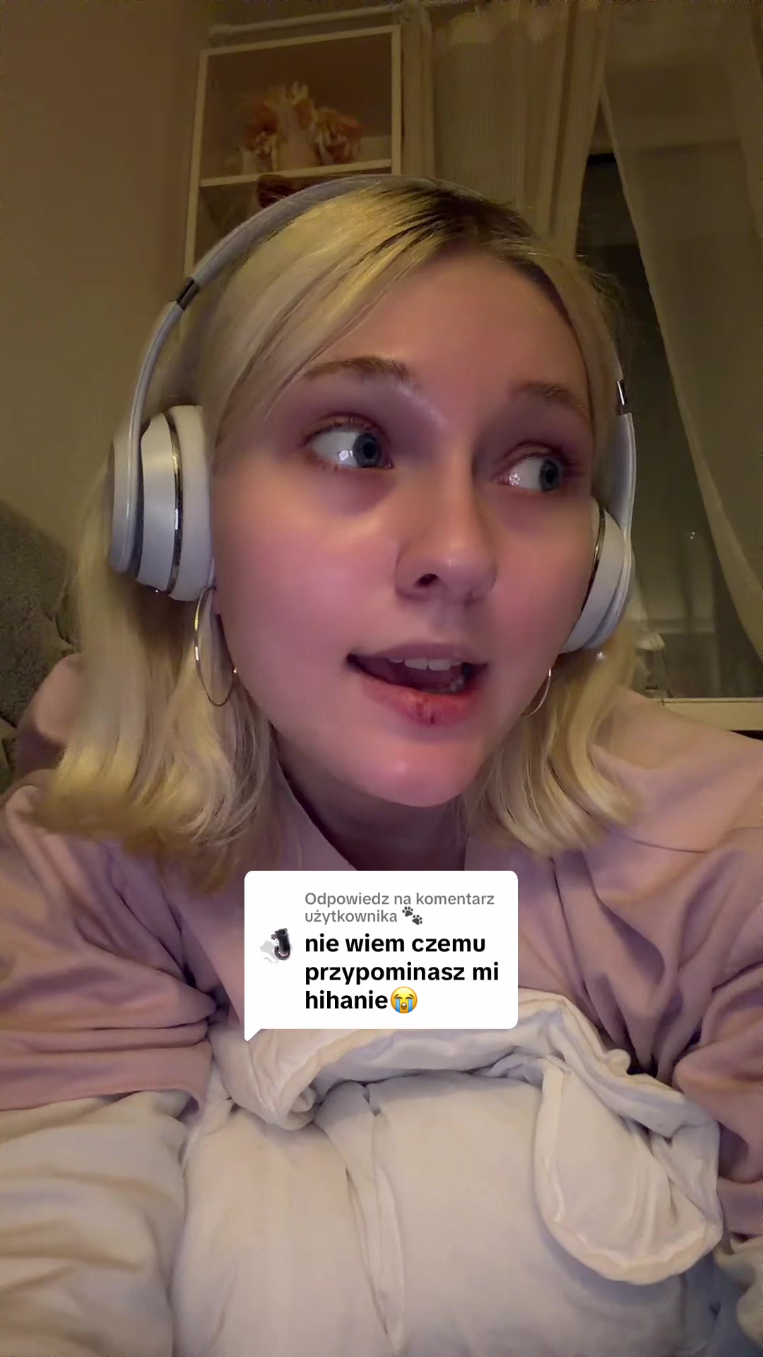 @janie_