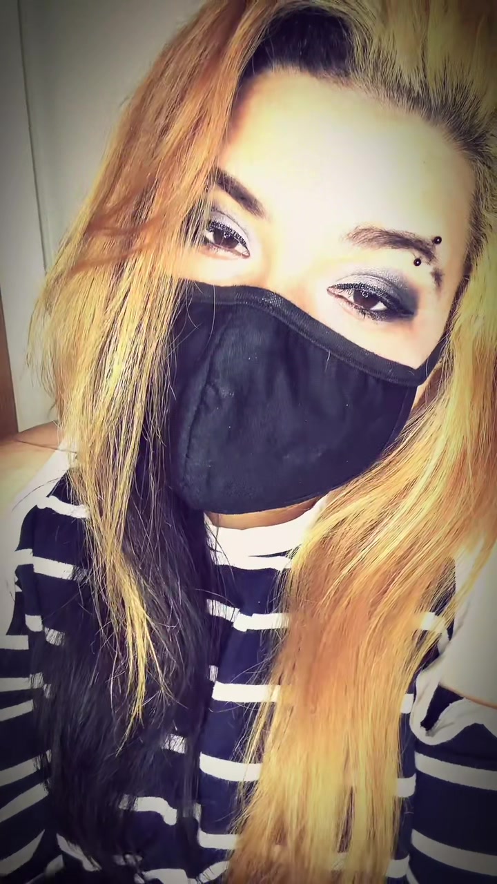 @Roxxiii