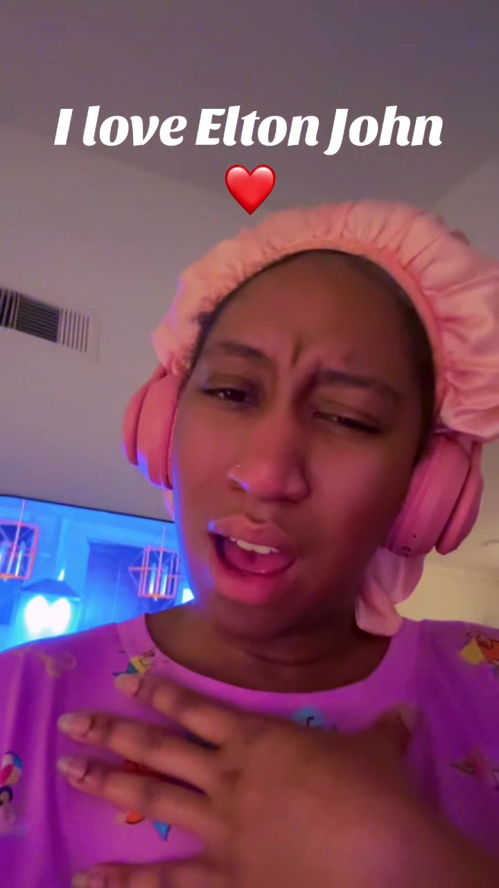 @lovelymika99