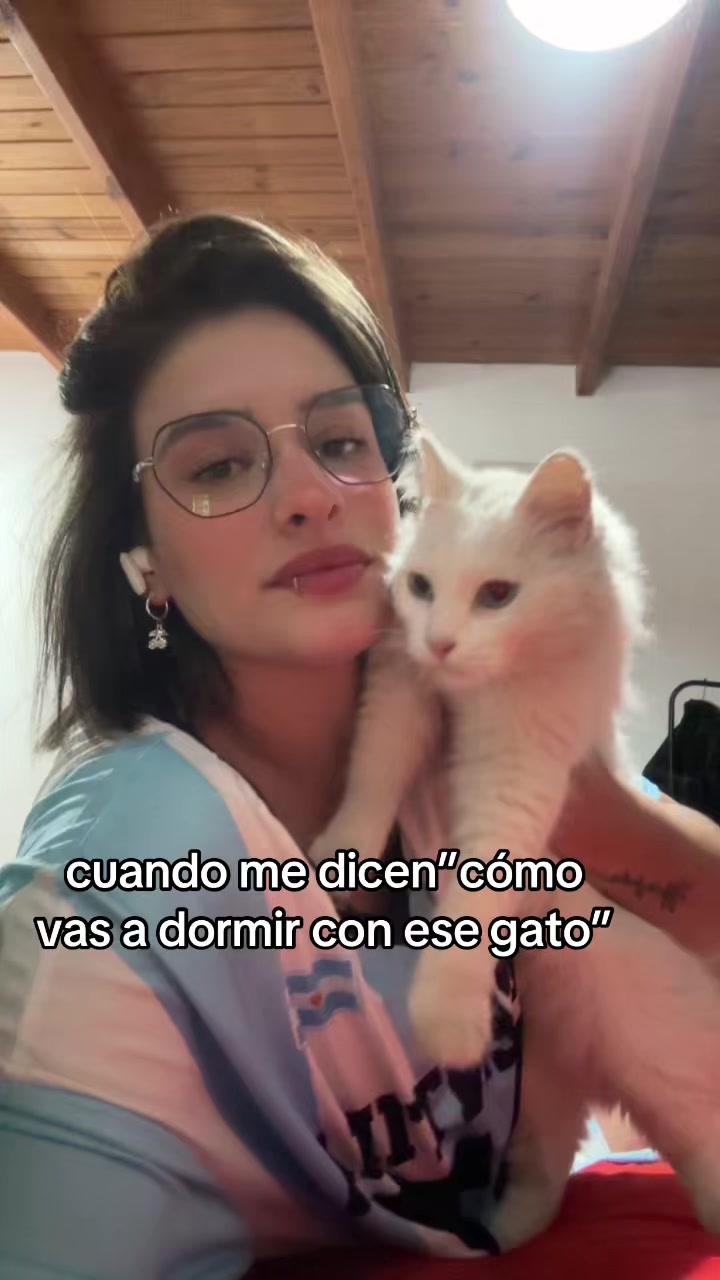@Lucia🇦🇷