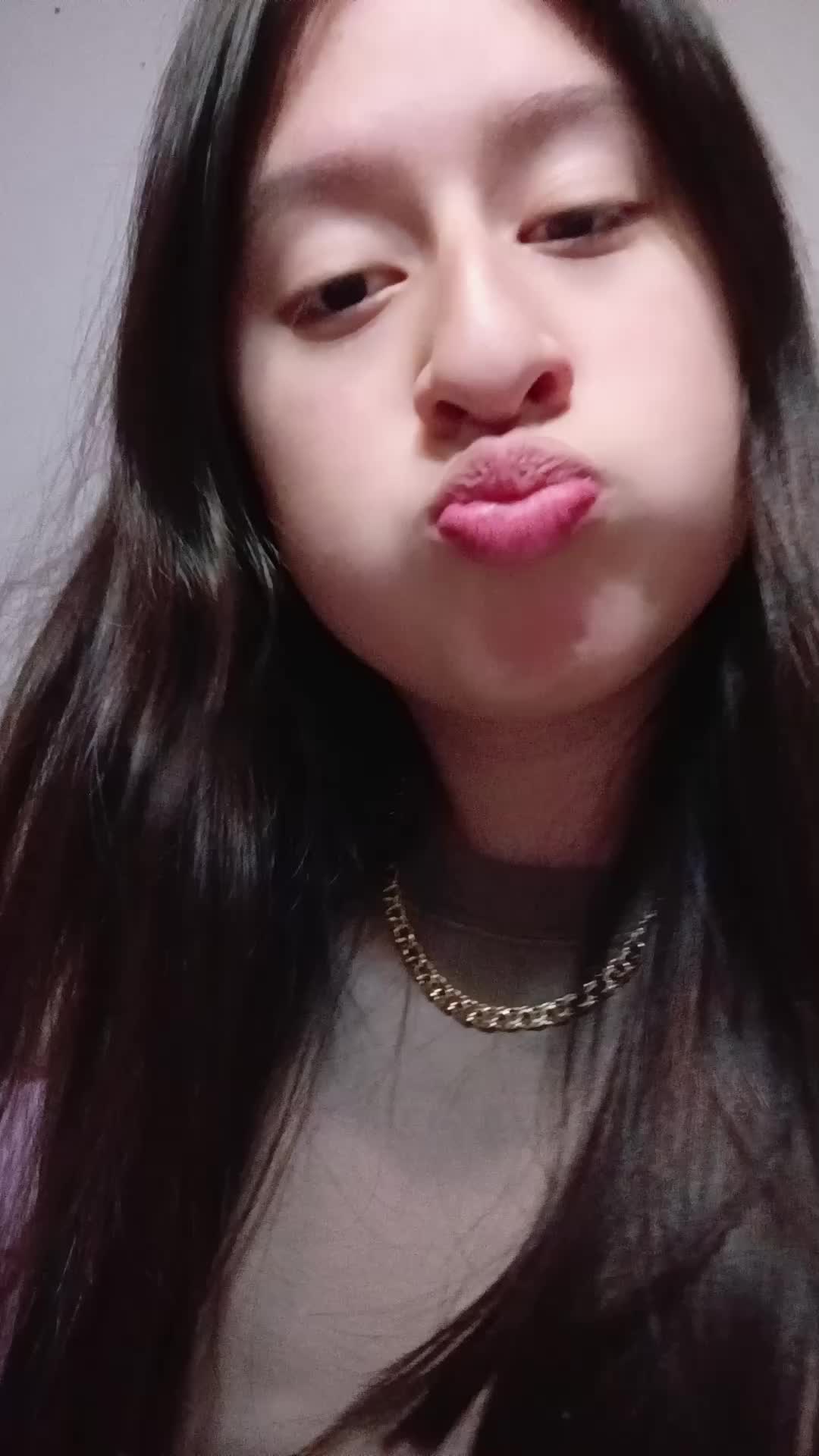@{Vanessa _DeLeon4593🥰❤️✨}