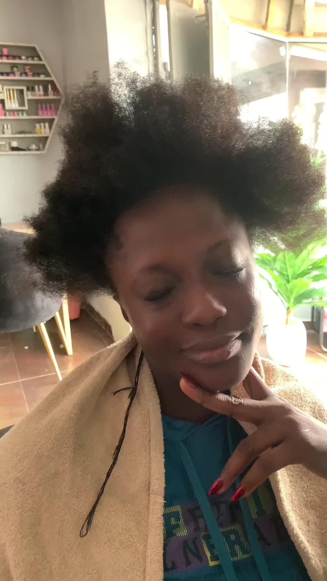 @Hairstylist in Ogudu