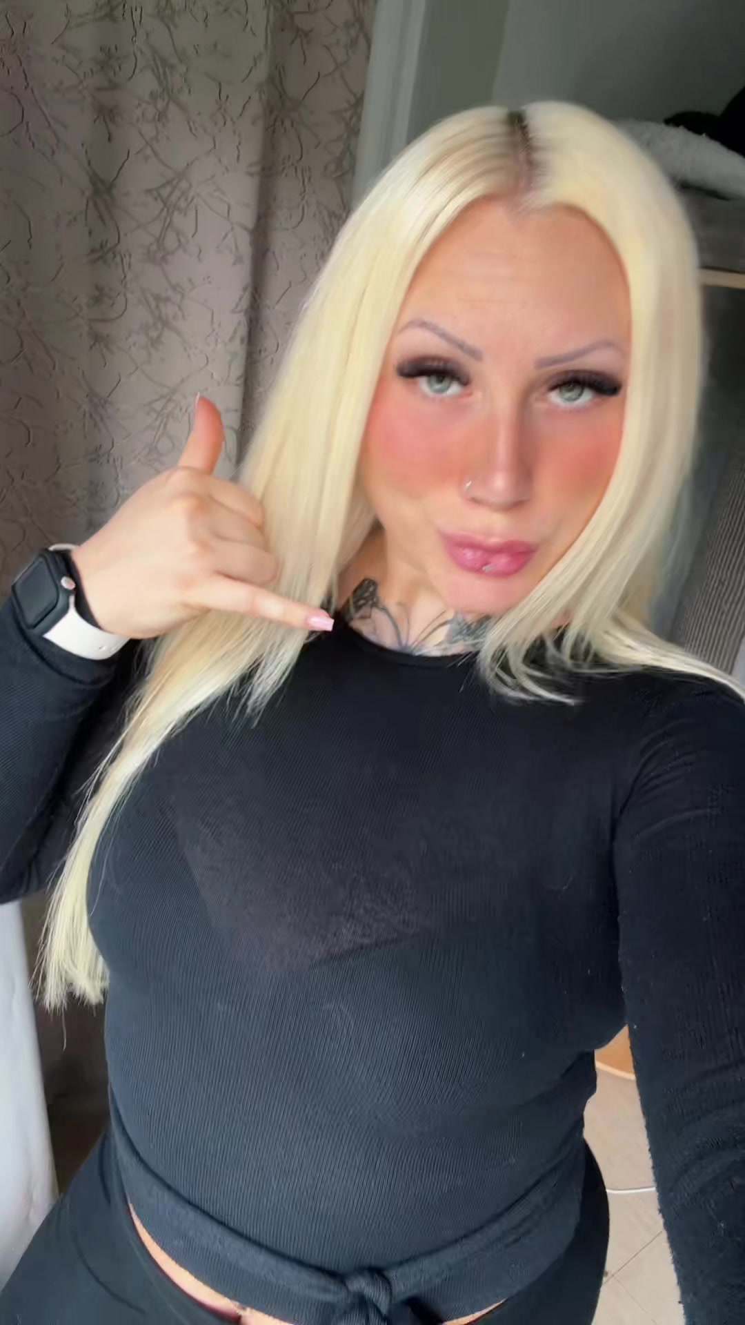 @MrsBarbiie🇩🇪