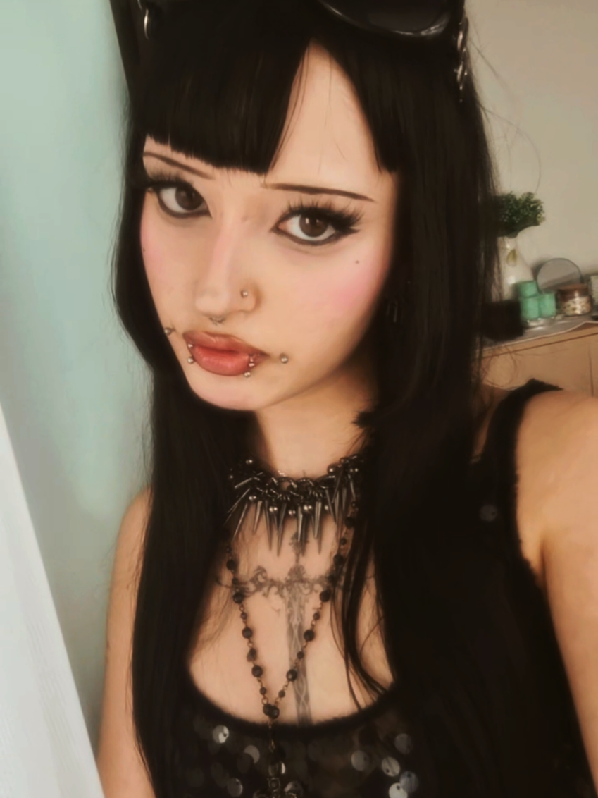 @𝓓𝓸𝓶𝓲𝓷𝓲𝓴𝓪