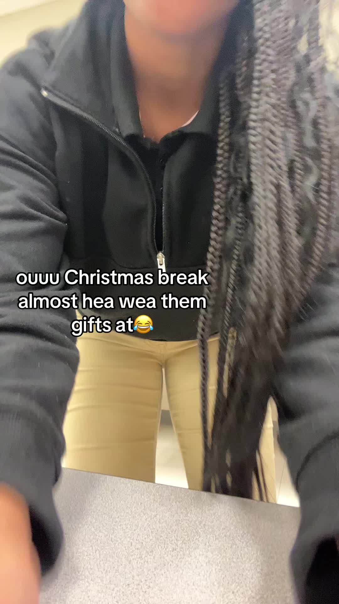 @kyraaa