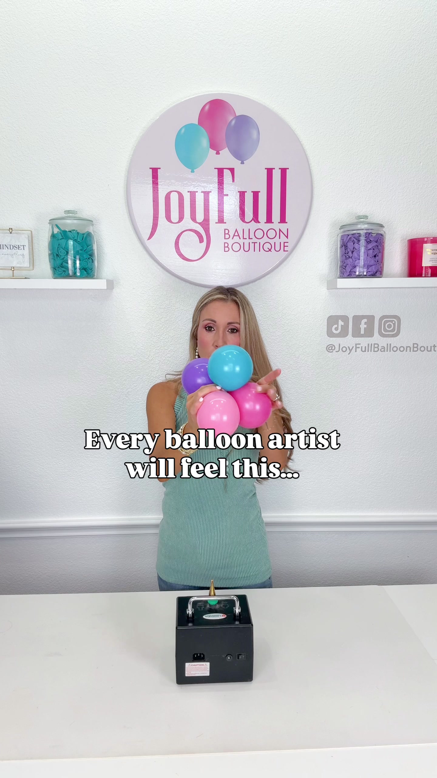 @JoyFull Balloon Boutique
