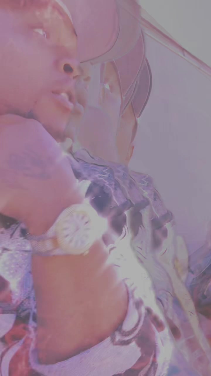 @LavishLunatic1211$