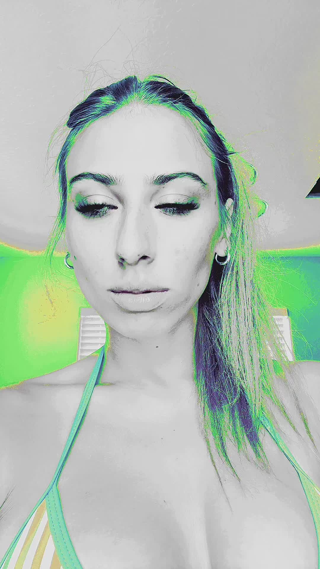 @msstonedwrld