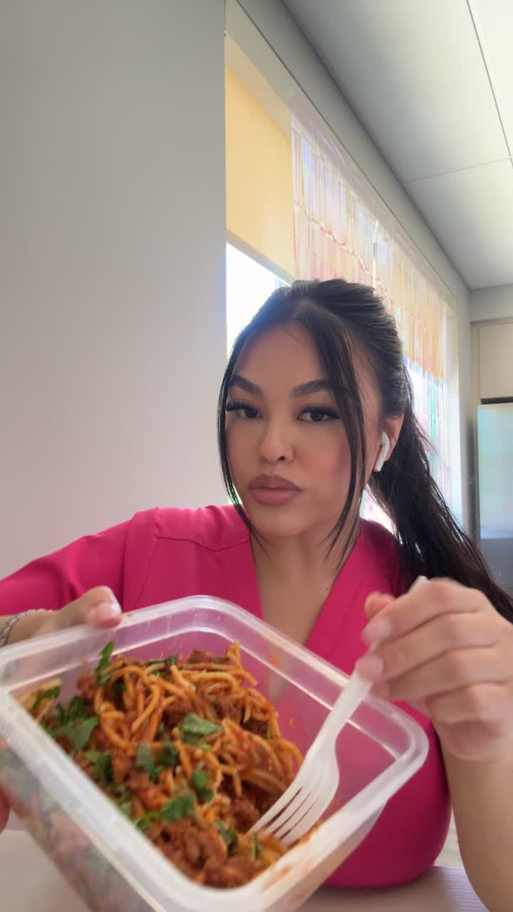 @Sabrina Leyang