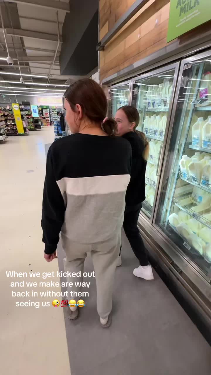 @🎭