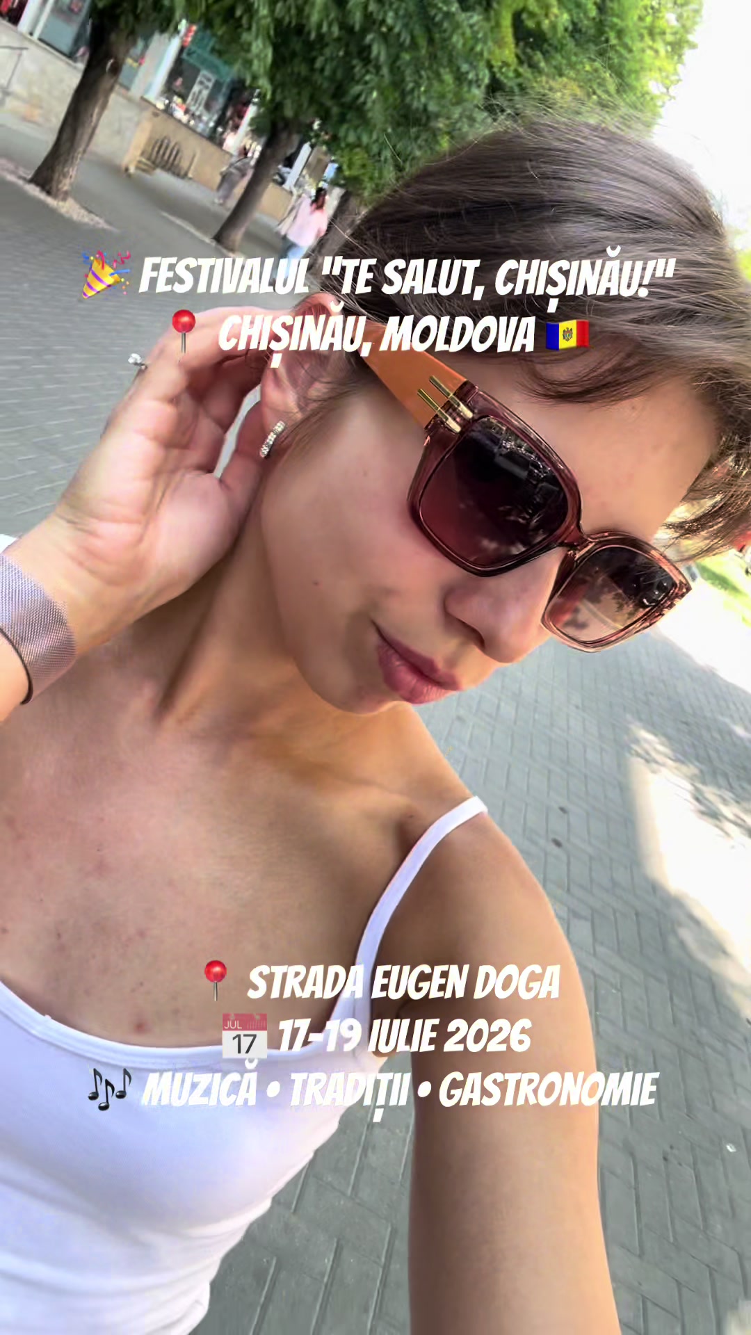 @lisadlhr