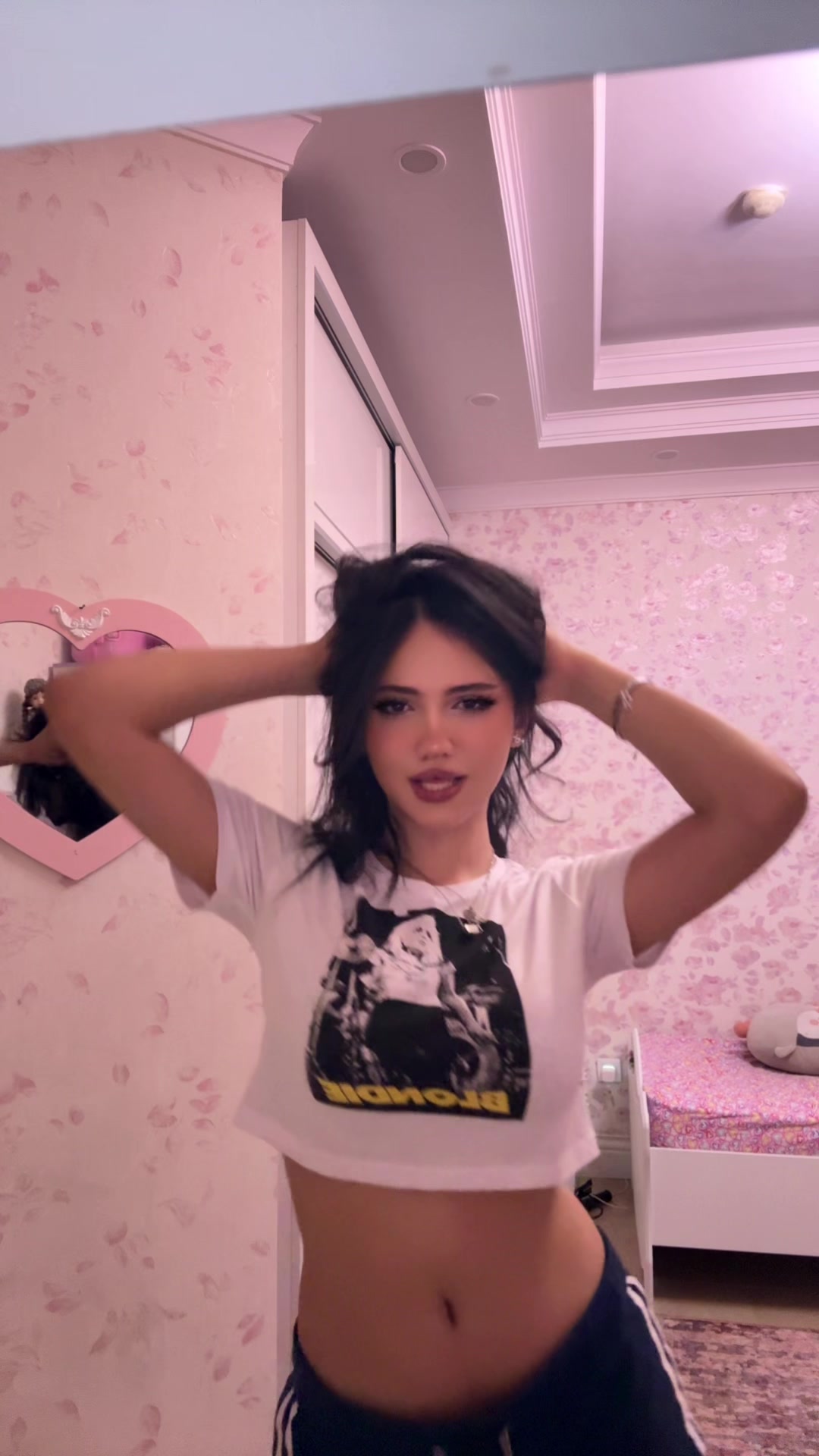 @🪽