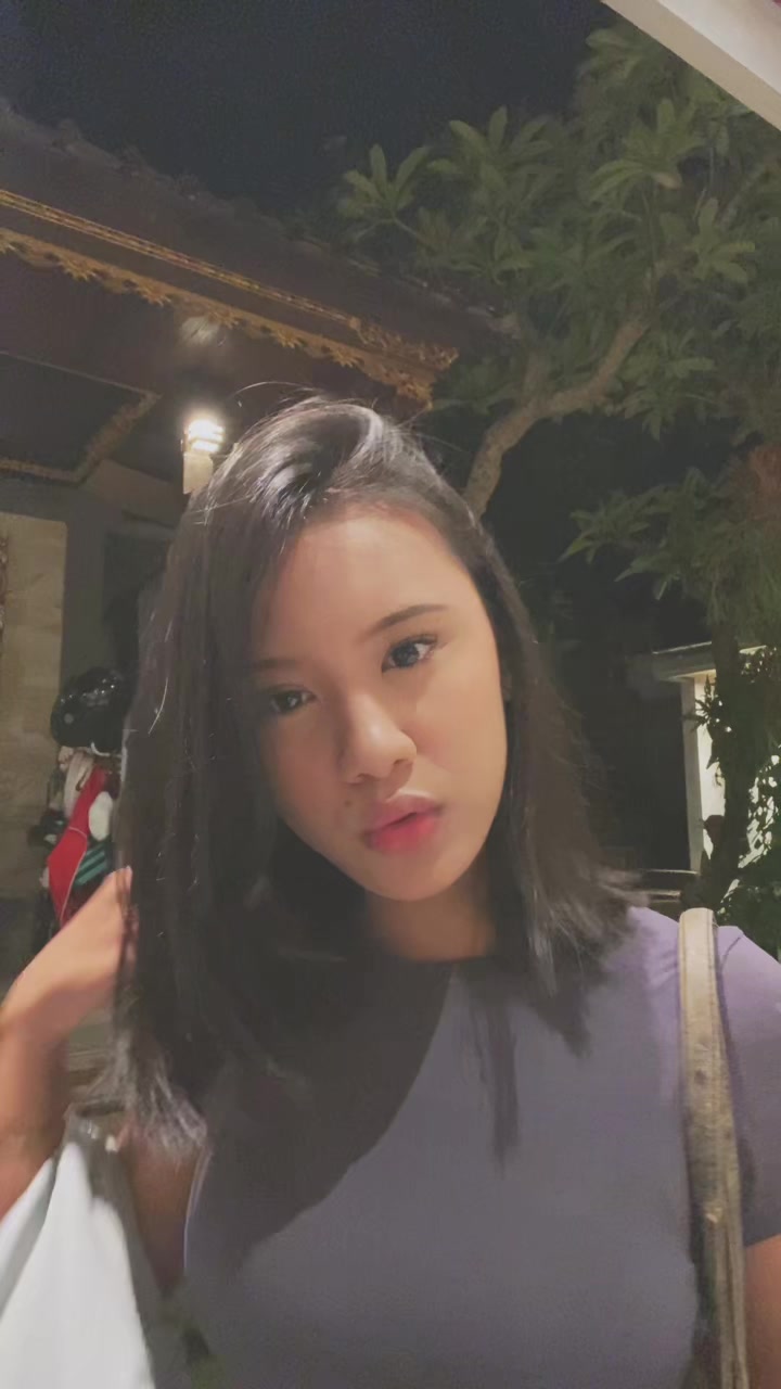 @deya cantik