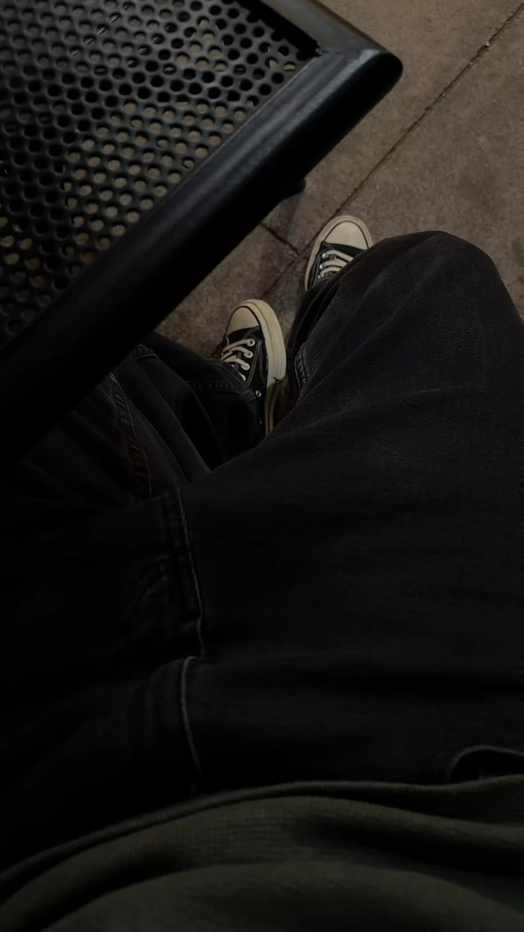 @️