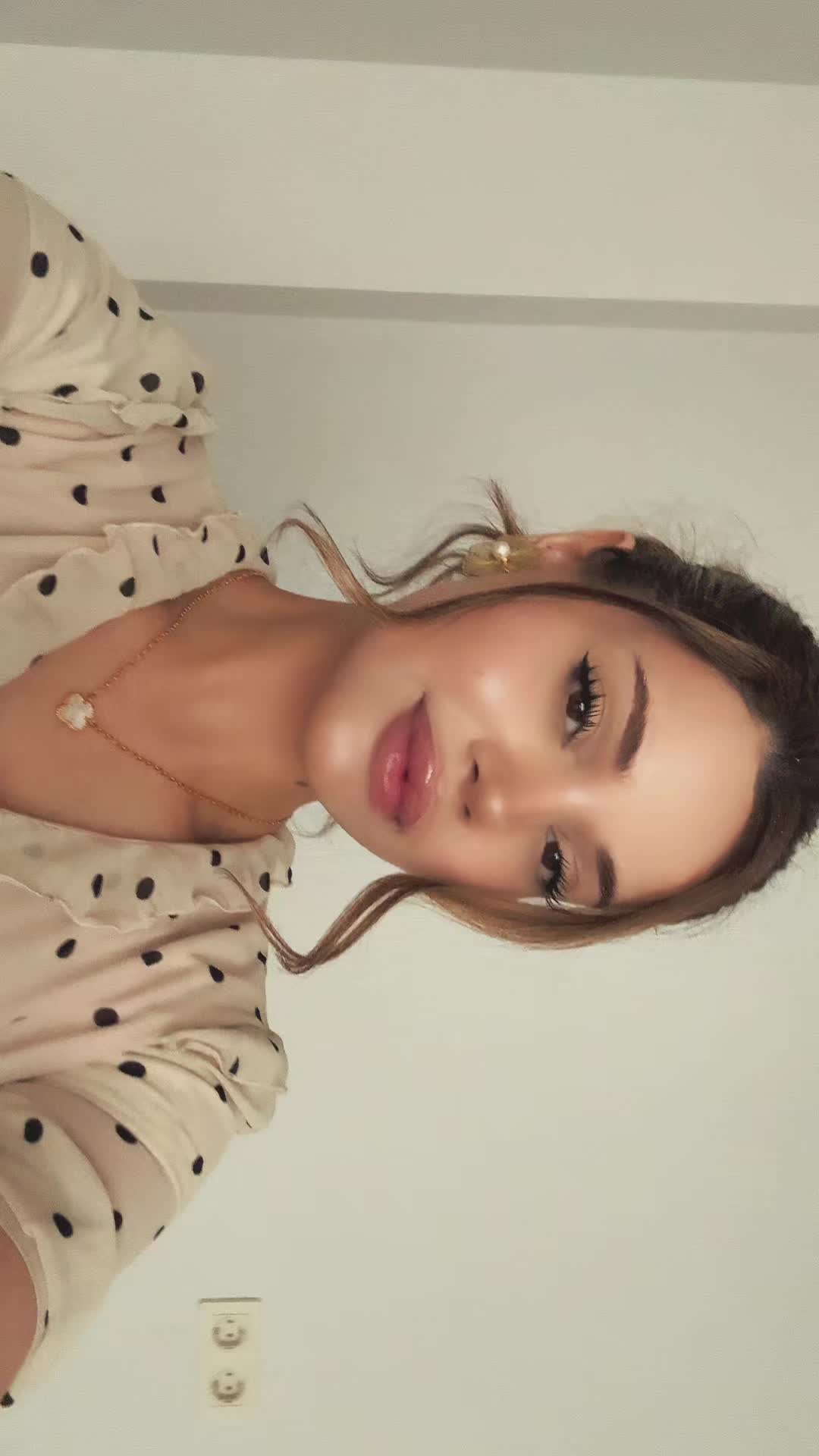 @_snezhk