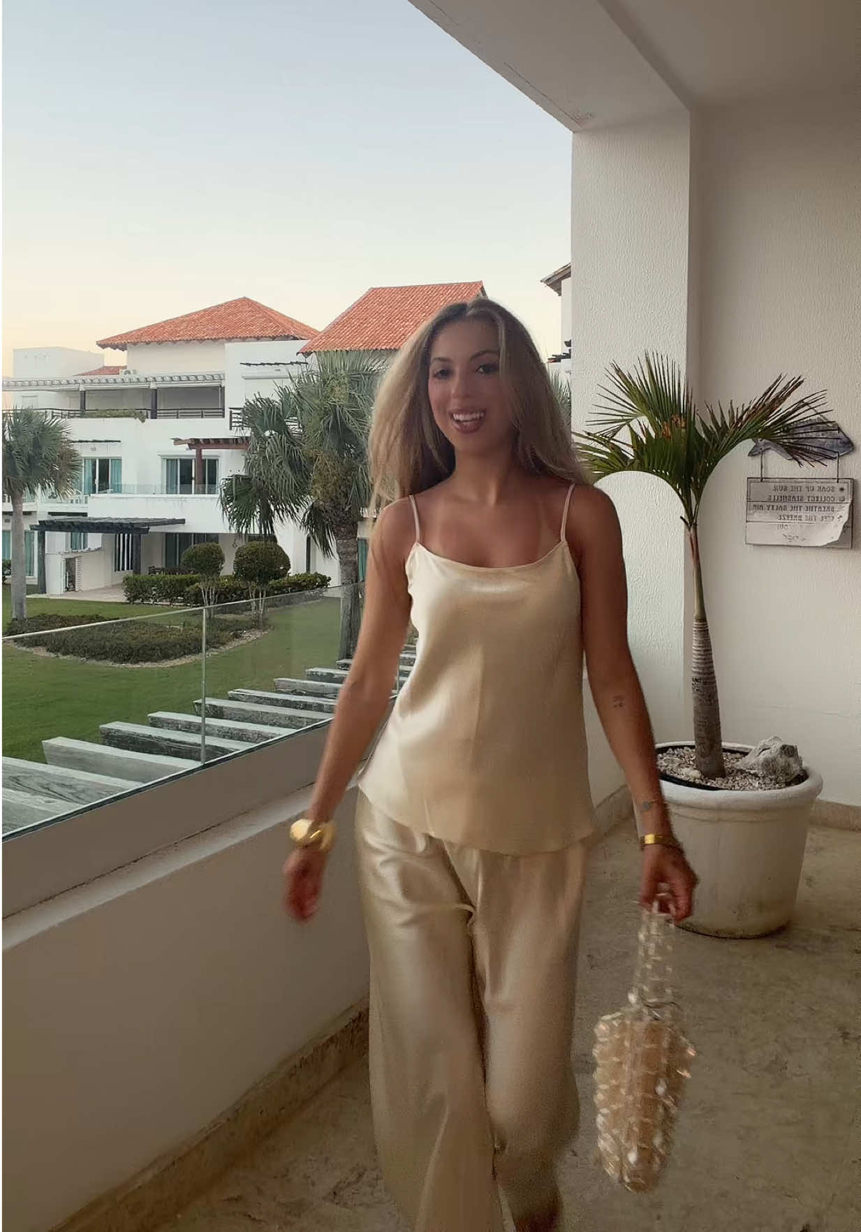 @Leila Ostria