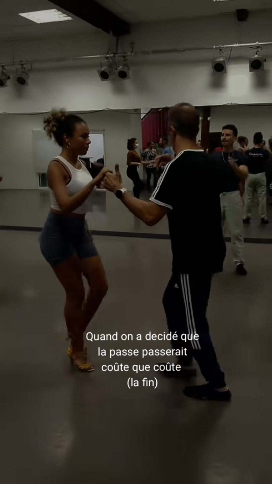 @Maena Li | Salsa & Bachata