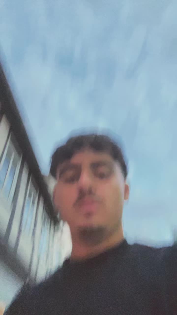 @Ali🏄&zwj;♂️