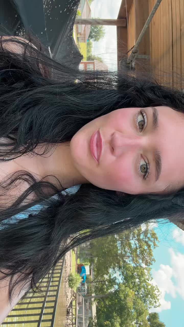 @liv ๐