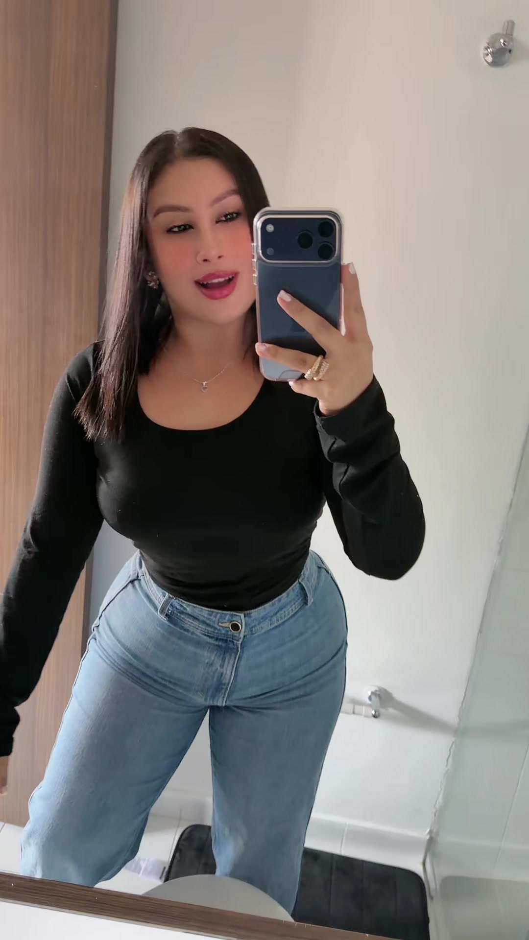 @Valentina ✨