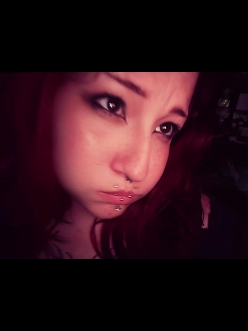 @GloomyBear>:3