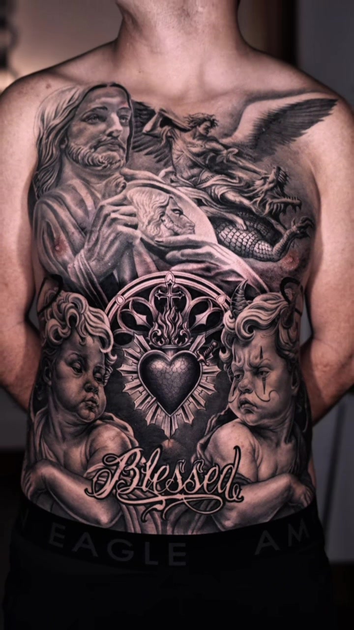 @Izzi Tattoo