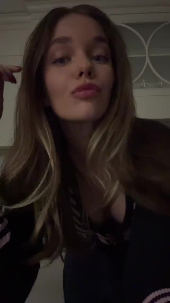 @merryvitt