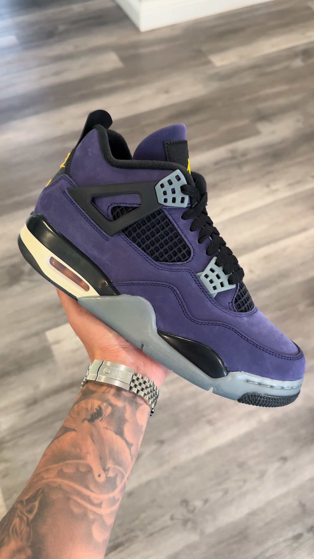 @levelupkickz