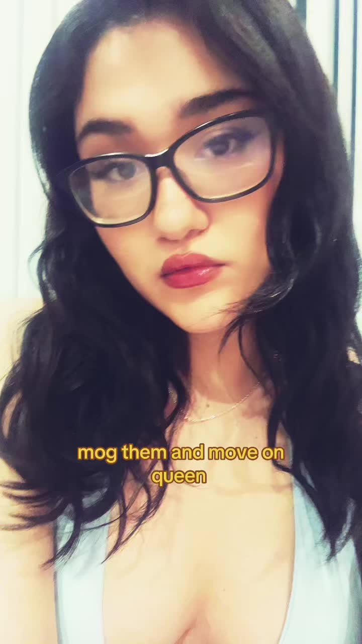 @elizabeth 👑