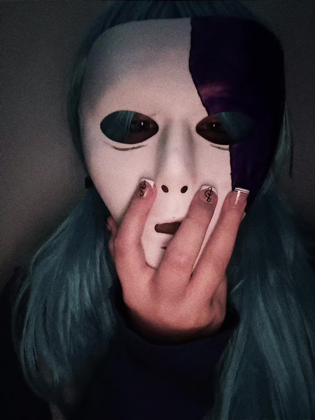 @Bree🦇