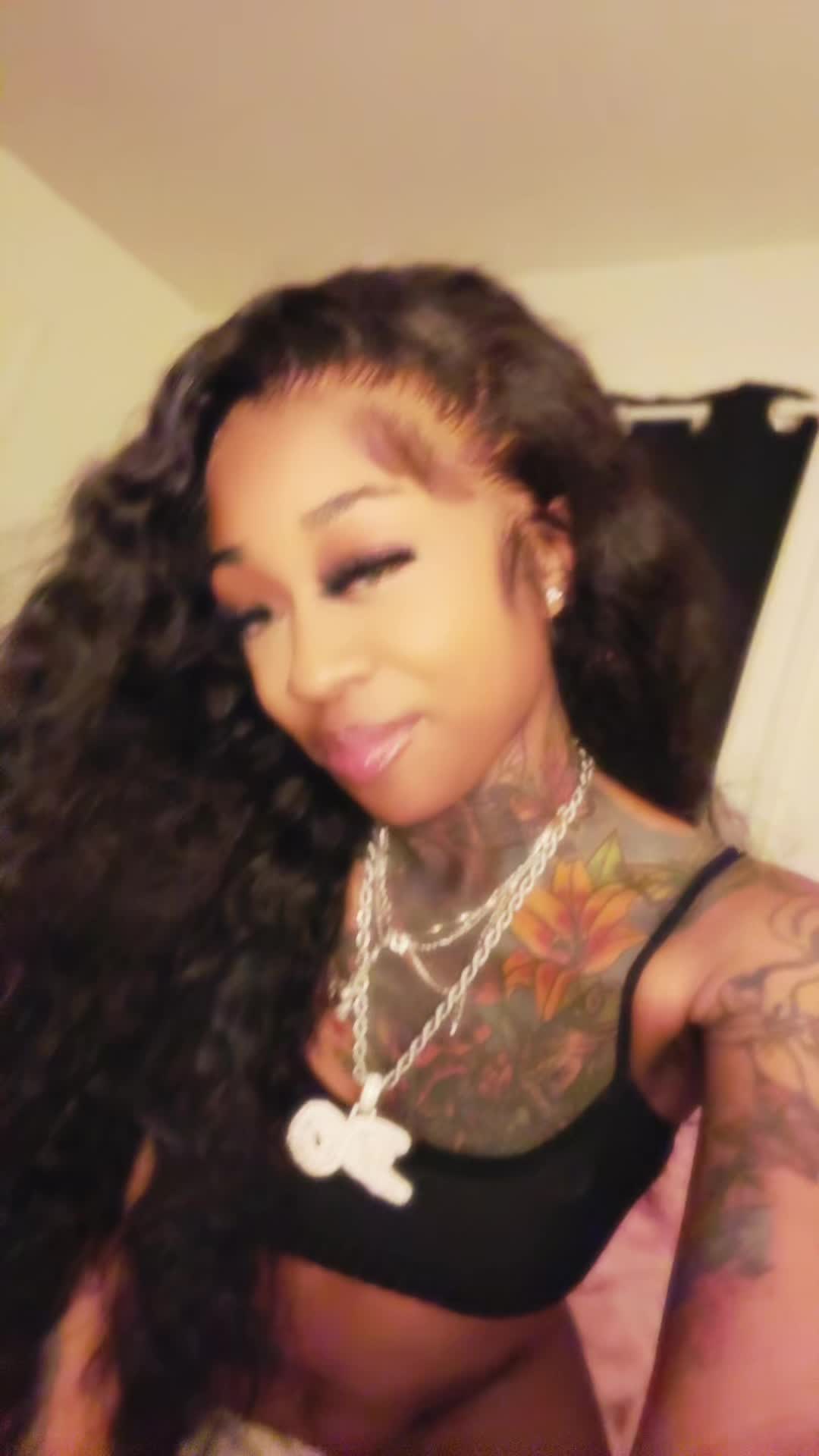 @MzHeadTurna