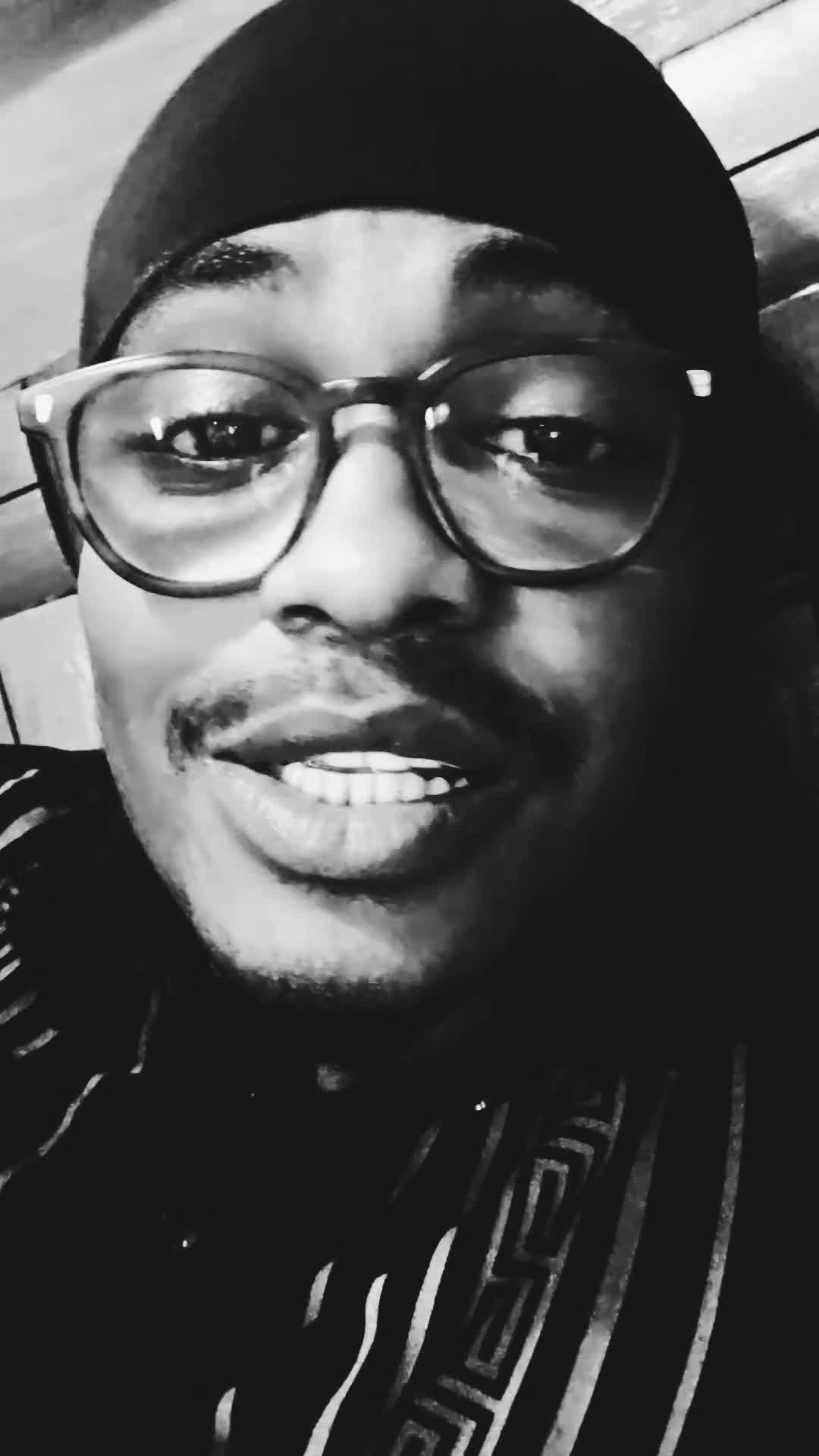 @OLDY-OFFICIEL🤜🤛 🙏👌