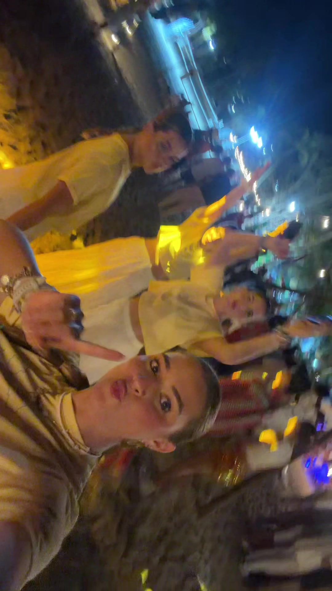 @Anabella