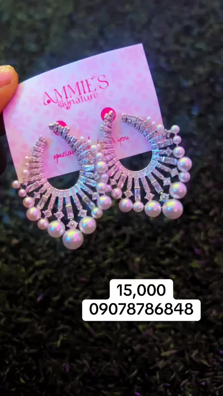 @Ammiesignature jewelry/makeup
